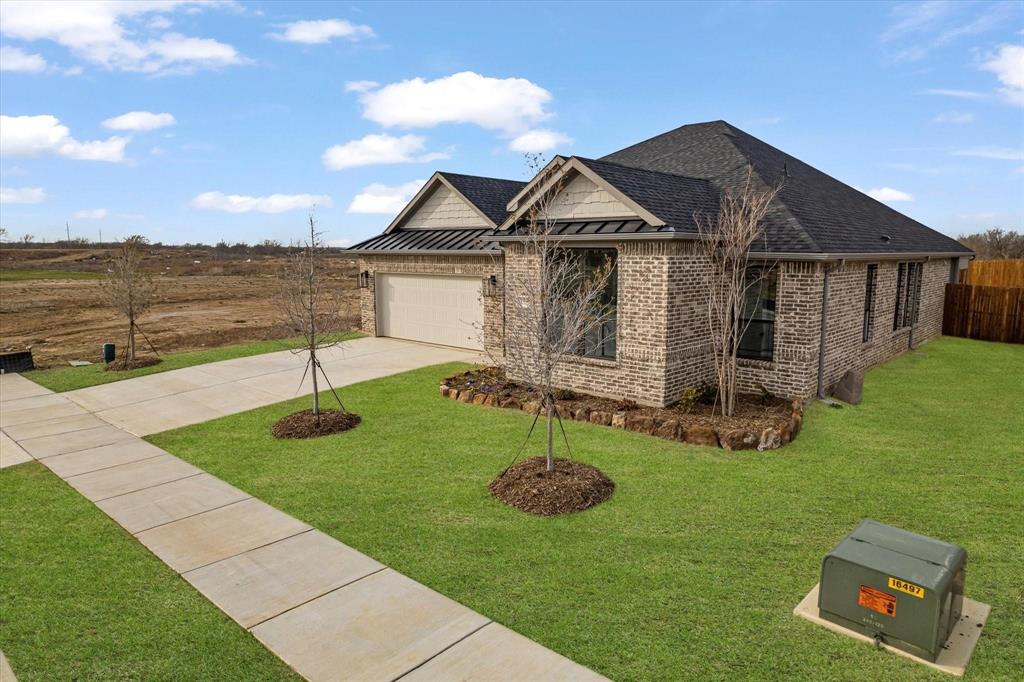 3912 Felicity Lane