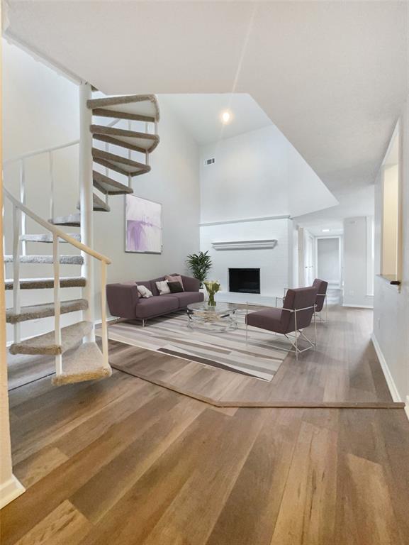 313 Oak Shadow Circle