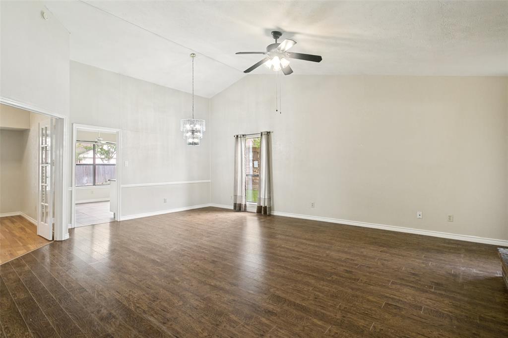 1305 Thoreau Lane