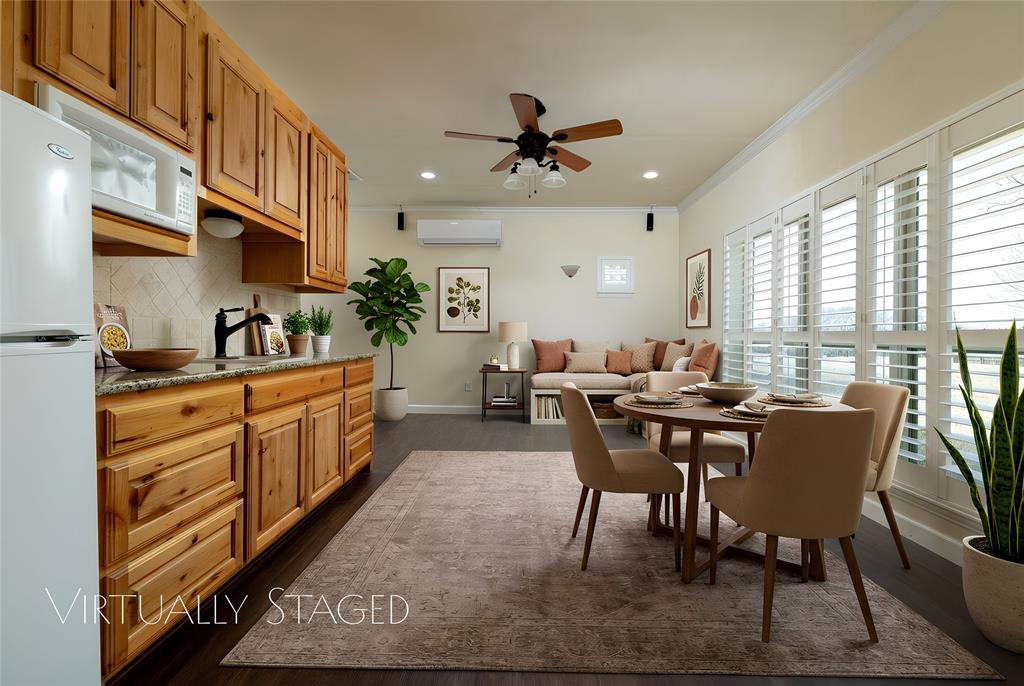 4224 Hollow Creek Court