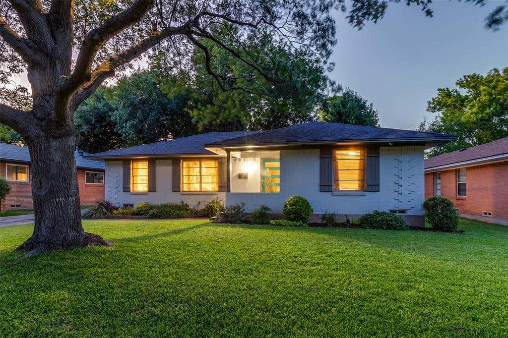 Photo of 10615 Longmeadow Drive, Dallas, TX 75238 (MLS # 21339850)