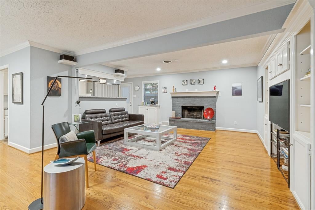 10615 Longmeadow Drive