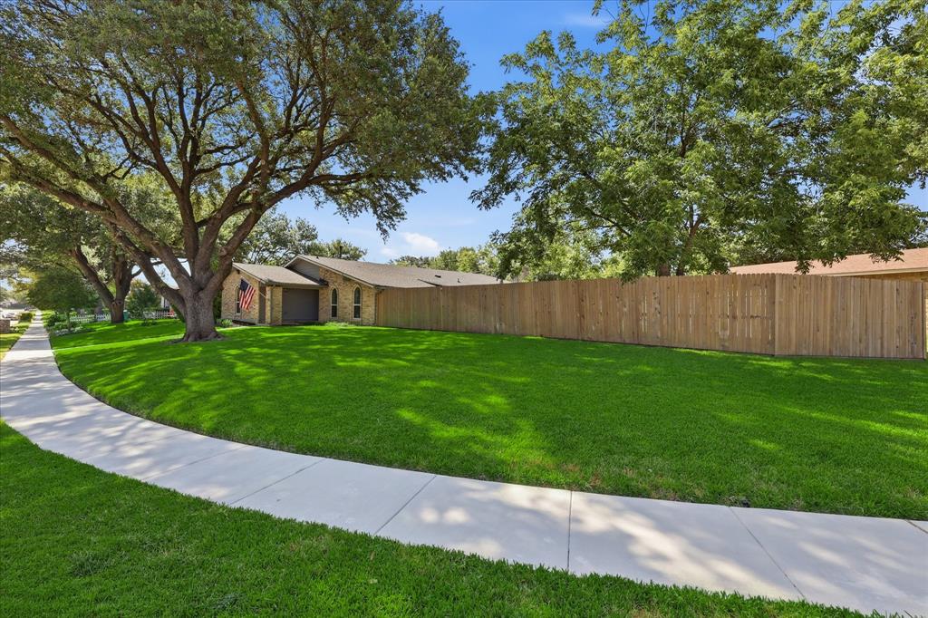 745 Greenhill Lane