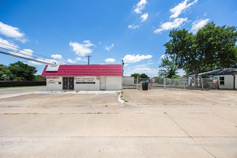 500 Ford Street Garland TX 75040