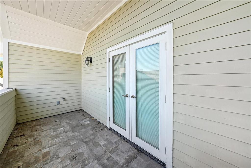 Uptown Thomas Condo Bldg 3 - Residential Lease