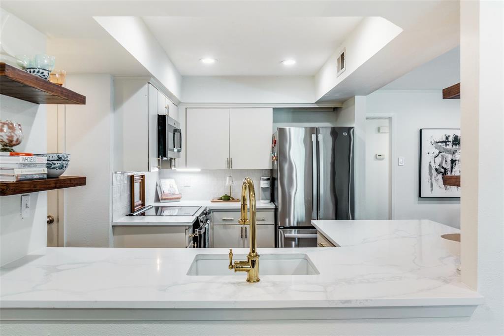 Danbury Condo Bldg D - Residential