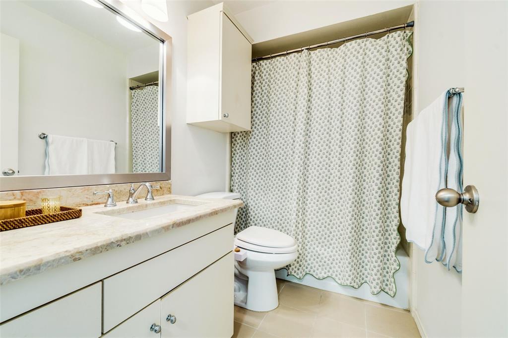 Danbury Condo Bldg D - Residential