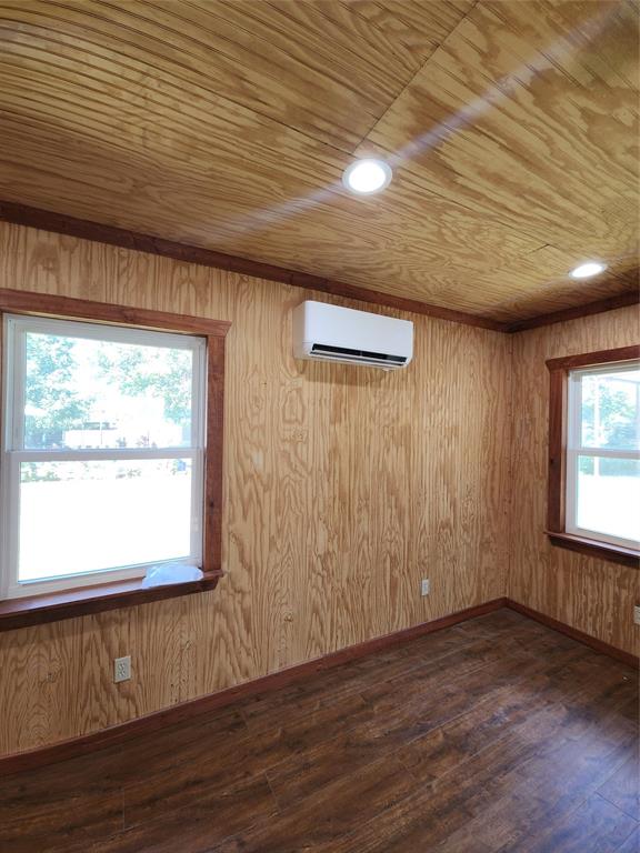 Vought Manor 04 - Residential