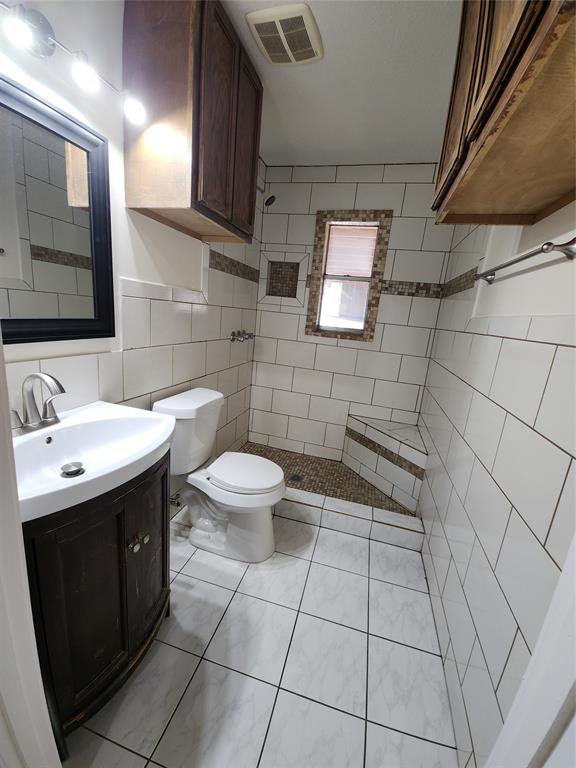 Vought Manor 04 - Residential