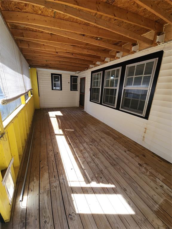 Vought Manor 04 - Residential