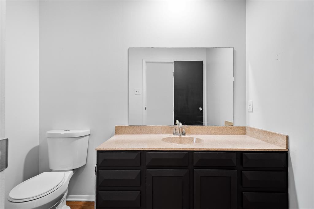 Shady Brook Twnhs Add - Residential Lease