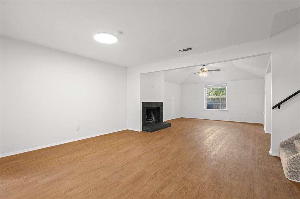 Shady Brook Twnhs Add - Residential Lease