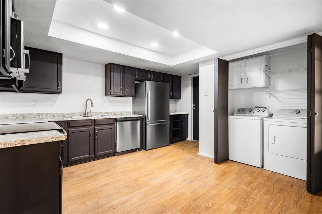 Shady Brook Twnhs Add - Residential Lease