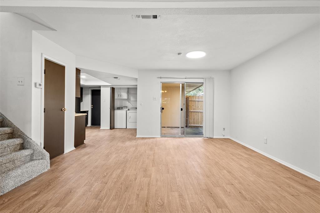 Shady Brook Twnhs Add - Residential Lease