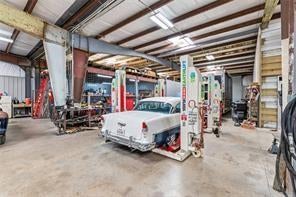 6070 Highway 183 N