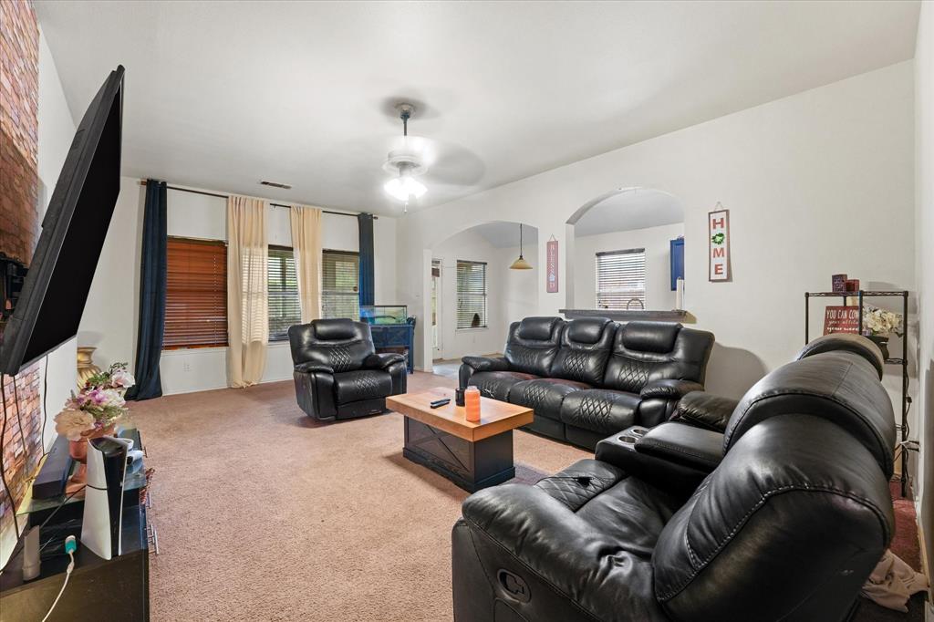 2830 Colt Lane