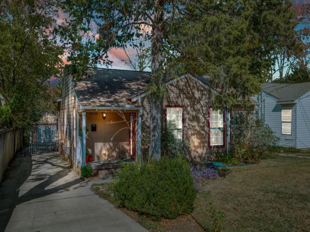 6723 Santa Fe Avenue