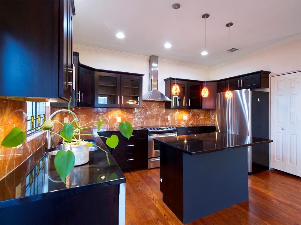 Hollywood - Residential