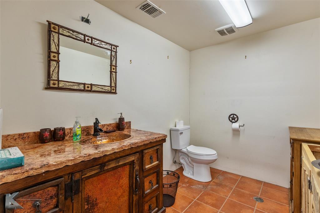 NA - Commercial Sale