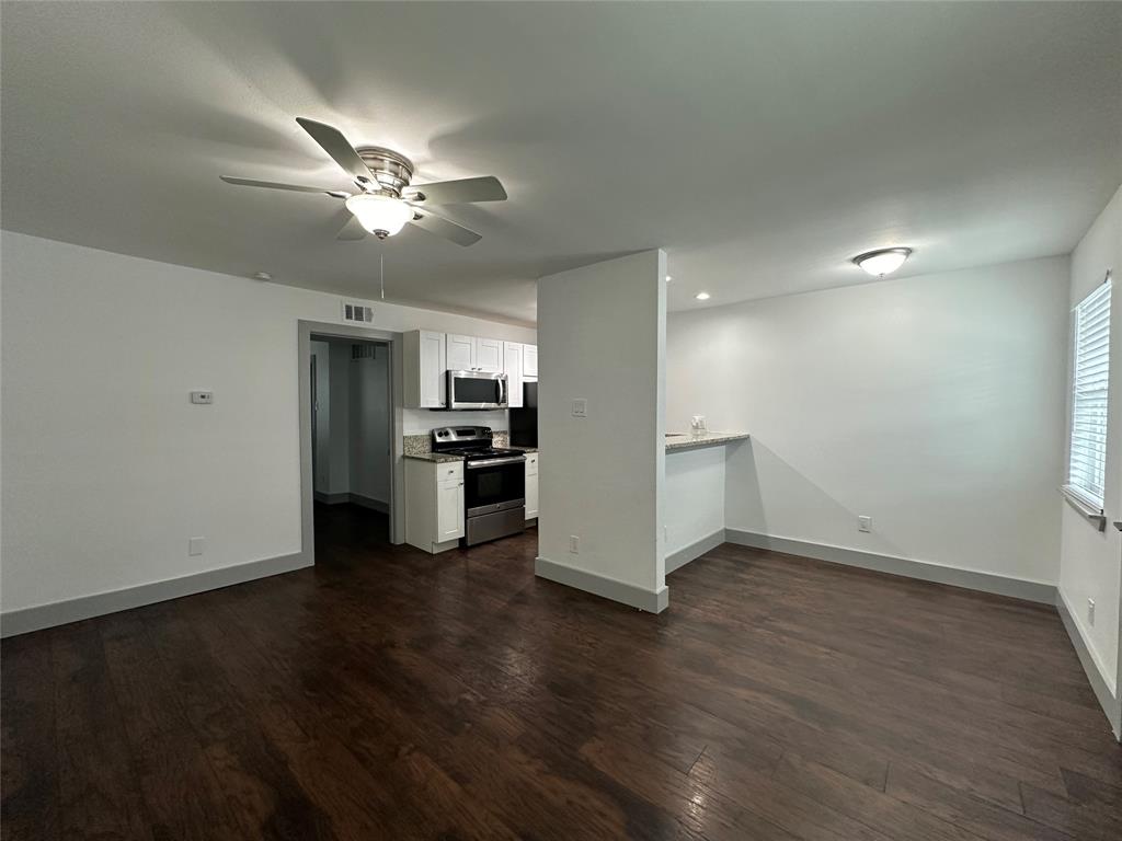 4633 Fairmount Street 207