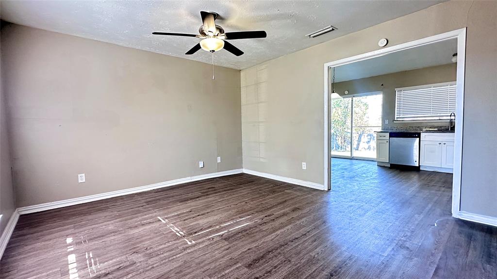 Skyline 04 - Residential Lease