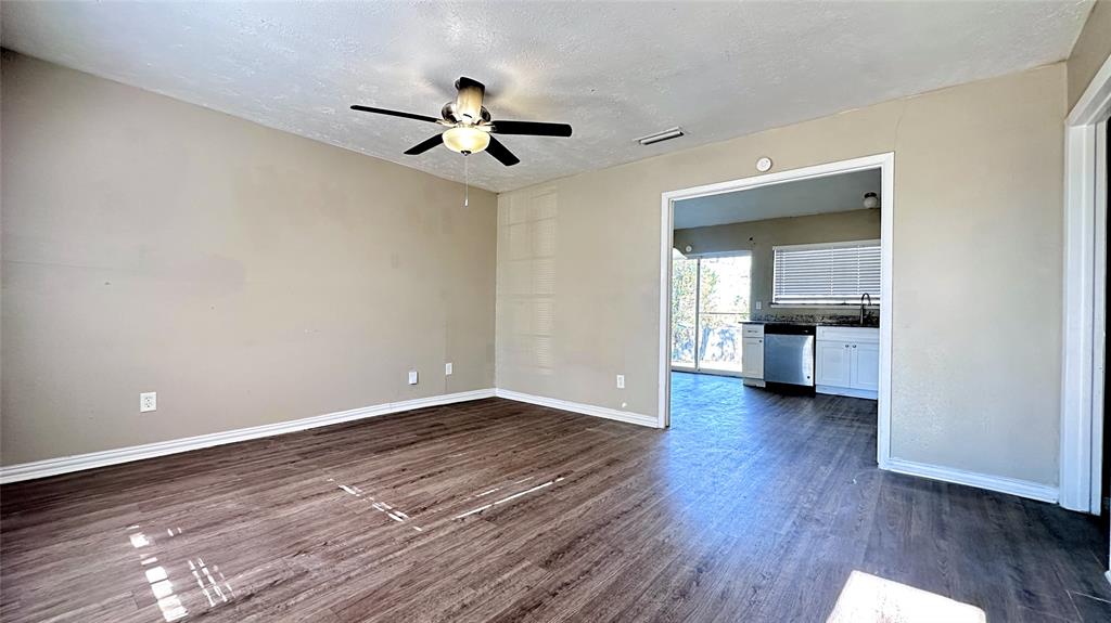 Skyline 04 - Residential Lease