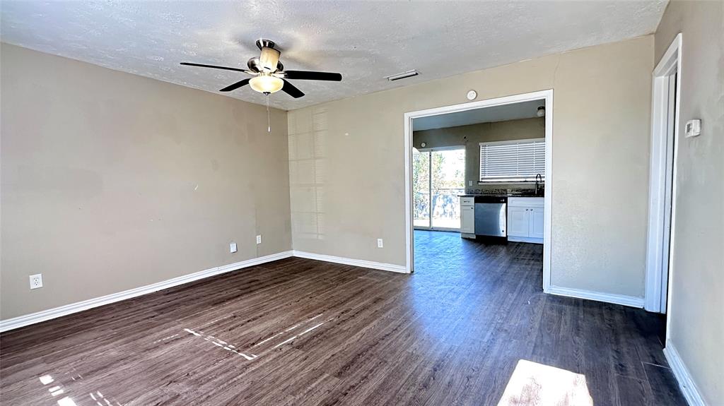 Skyline 04 - Residential Lease