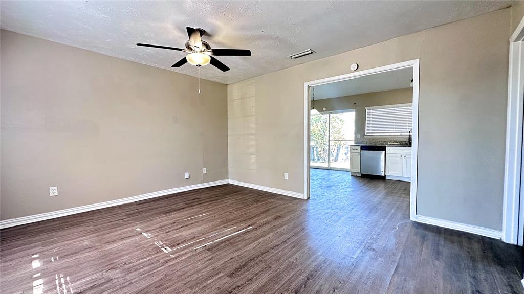 Skyline 04 - Residential Lease