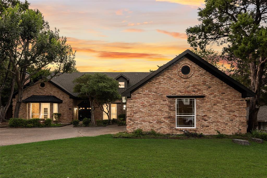 811 Cobblestone Court