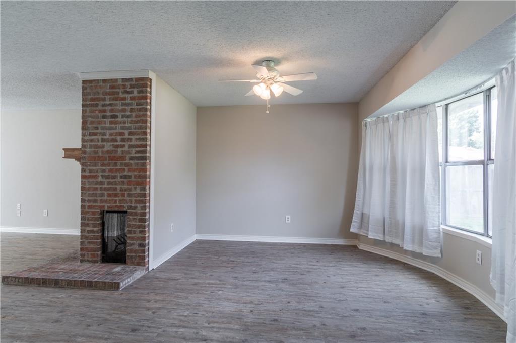 Royal Oaks - Residential Lease