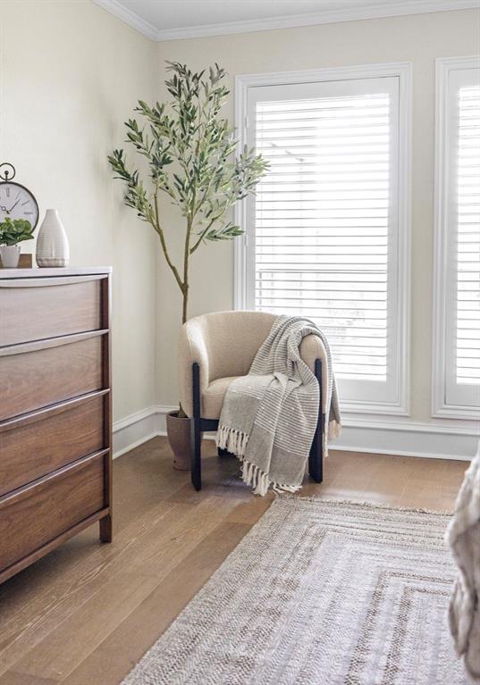 LAKE HIGHLAND VILLAGE - Residential