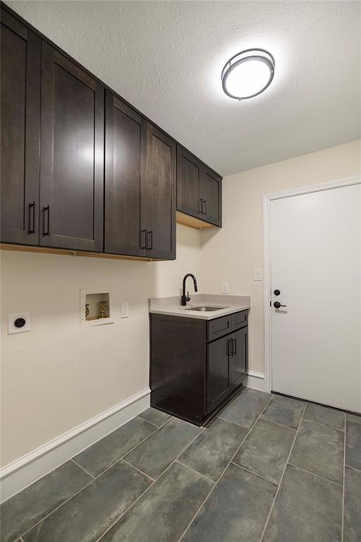 LAKE HIGHLAND VILLAGE - Residential