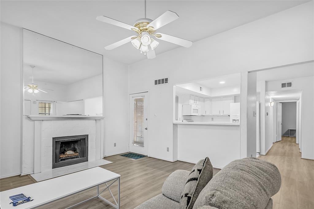 2440 Sunflower Drive