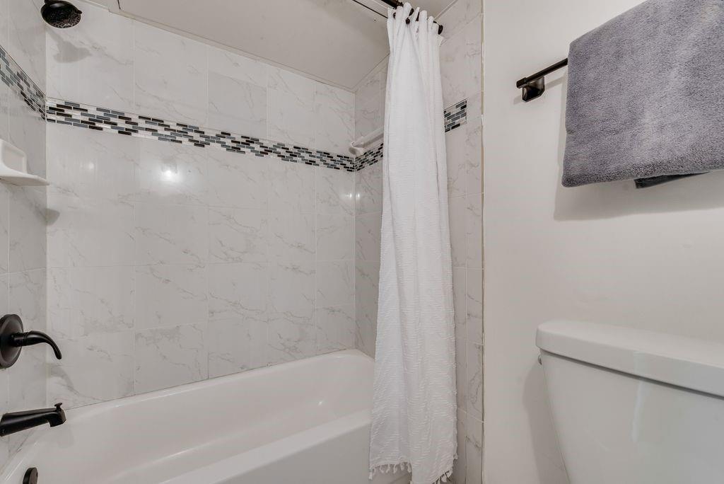 Oakbrook On Brookhaven Ph 01 - Residential