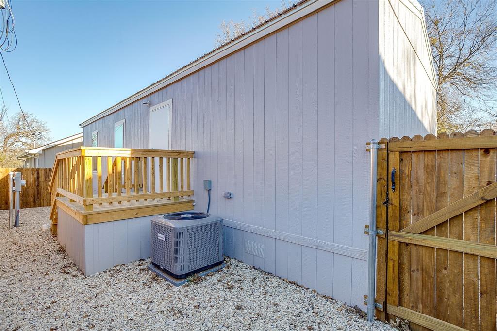 Blue Water Oaks - Residential