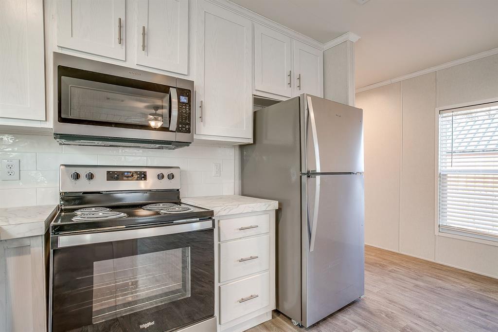 Blue Water Oaks - Residential