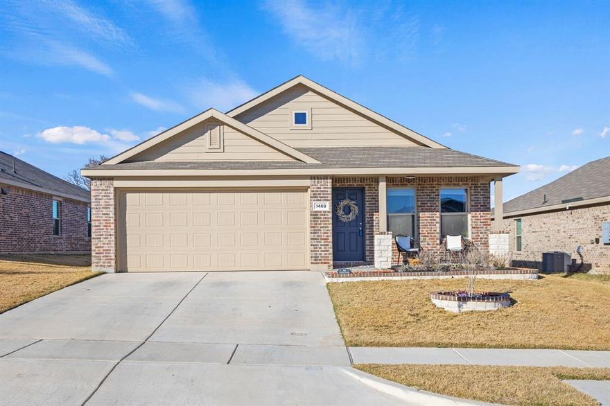 AMAZING very well kept 3 BEDROOM 2 BATH 2 CAR GARAGE split floorplan house on wide street in quiet community, Lennar Home warranty still has 7 OF THE 10 YEAR BUILDER WARRANTY. large backyard, considered premium lot by builder. Entire property has sprinklers including the backyard. So much room to plan and dream. Room for pool, garden, workshop or shed. Includes 12 x 20 uncovered back patio. Nice touches throughout house include lighting, finished out garage with some decking in attic, dual sink, magnetic shower wands, outdoor decorative lighting, stone pillars and stone tree ring, small green belt directly behind house. House sq ft is 1,302 per builder and owner. Survey available but does not reflect backyard patio added in August of 2025. HOUSE WAS COMPLETED IN 2023. City of Pelican Bay offers a city beach and boat launch. Close to Eagle Mountain Lake, schools, police department, shopping and restaurants. Well maintained neighborhood with NO HOA! Buyer or Buyer agent to verify sq. ft. taxes , measurements, schools, etc. PRICED TO SELL!