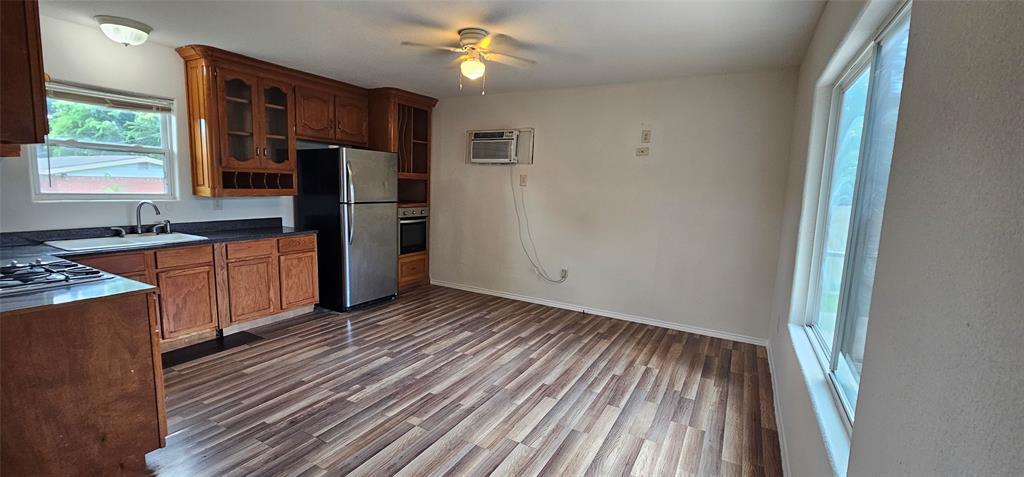 401 E Miller Road