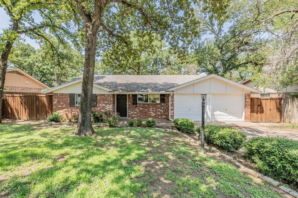 View Grapevine, TX 76051 house