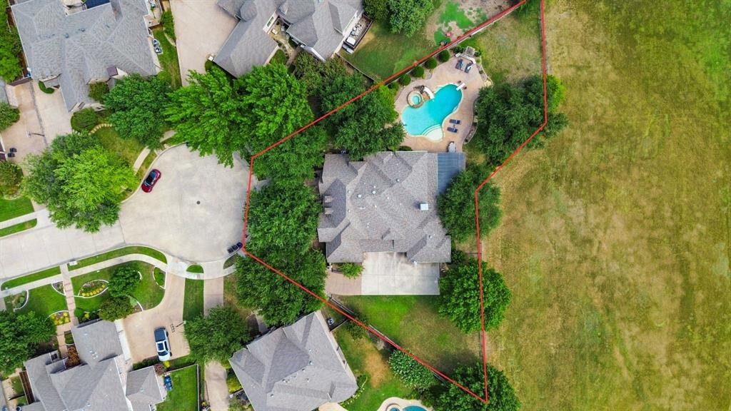 1712 Singletree Court
