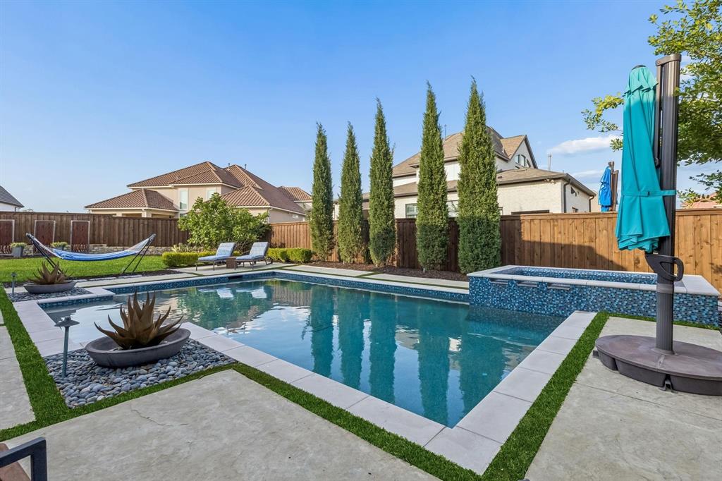 7342 Shoestring Drive