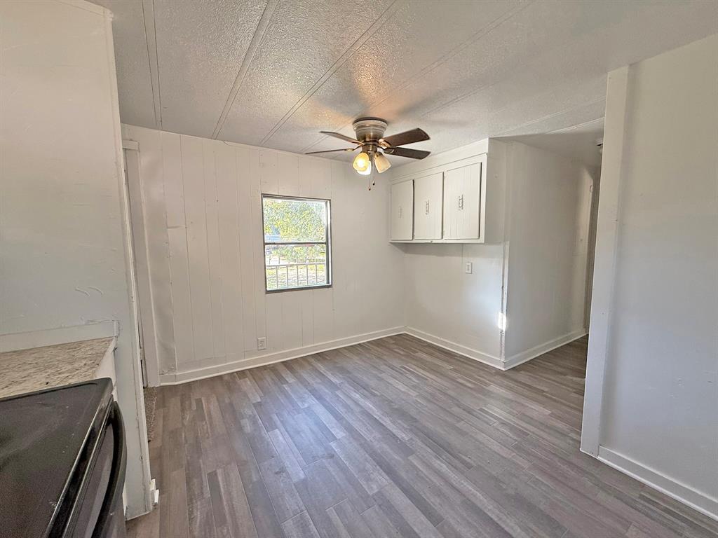 FOREST ACRES GARDENS ADDITION - Residential Lease