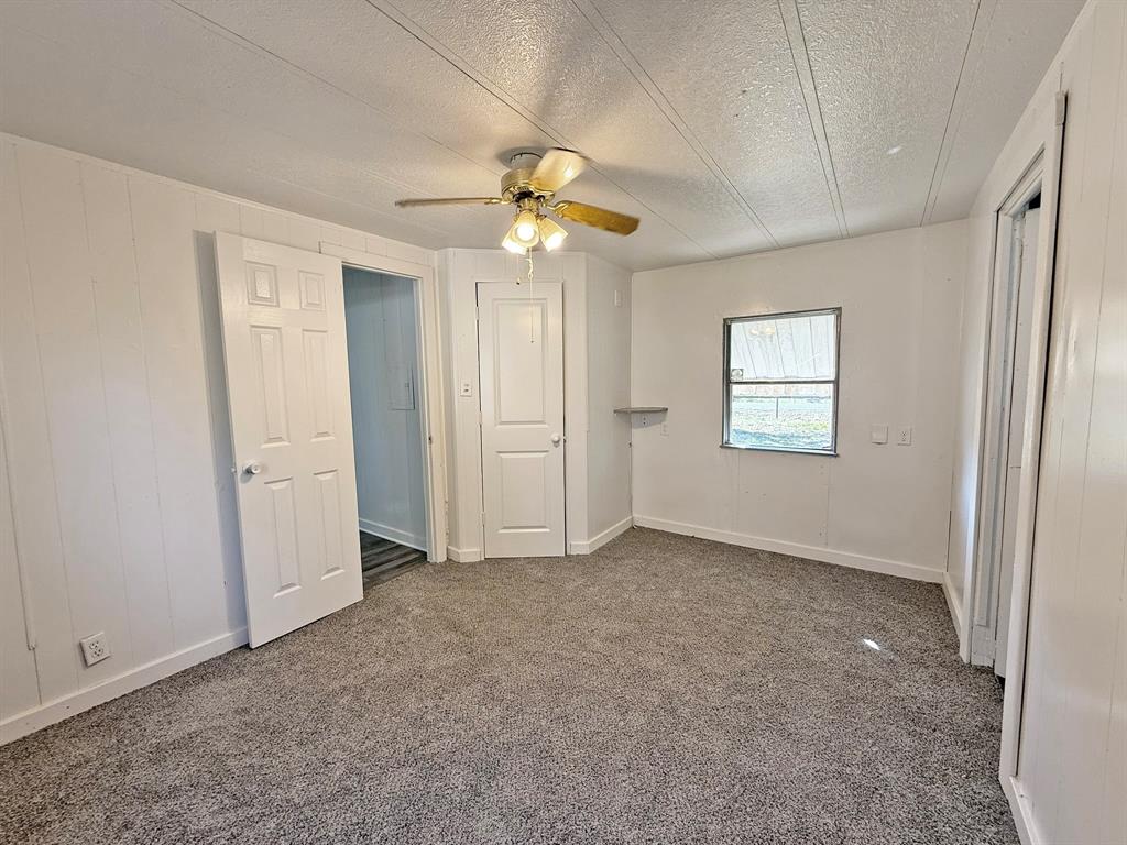 FOREST ACRES GARDENS ADDITION - Residential Lease