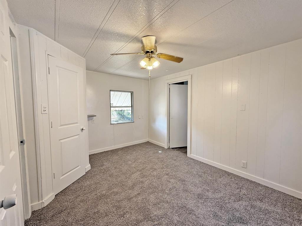 FOREST ACRES GARDENS ADDITION - Residential Lease