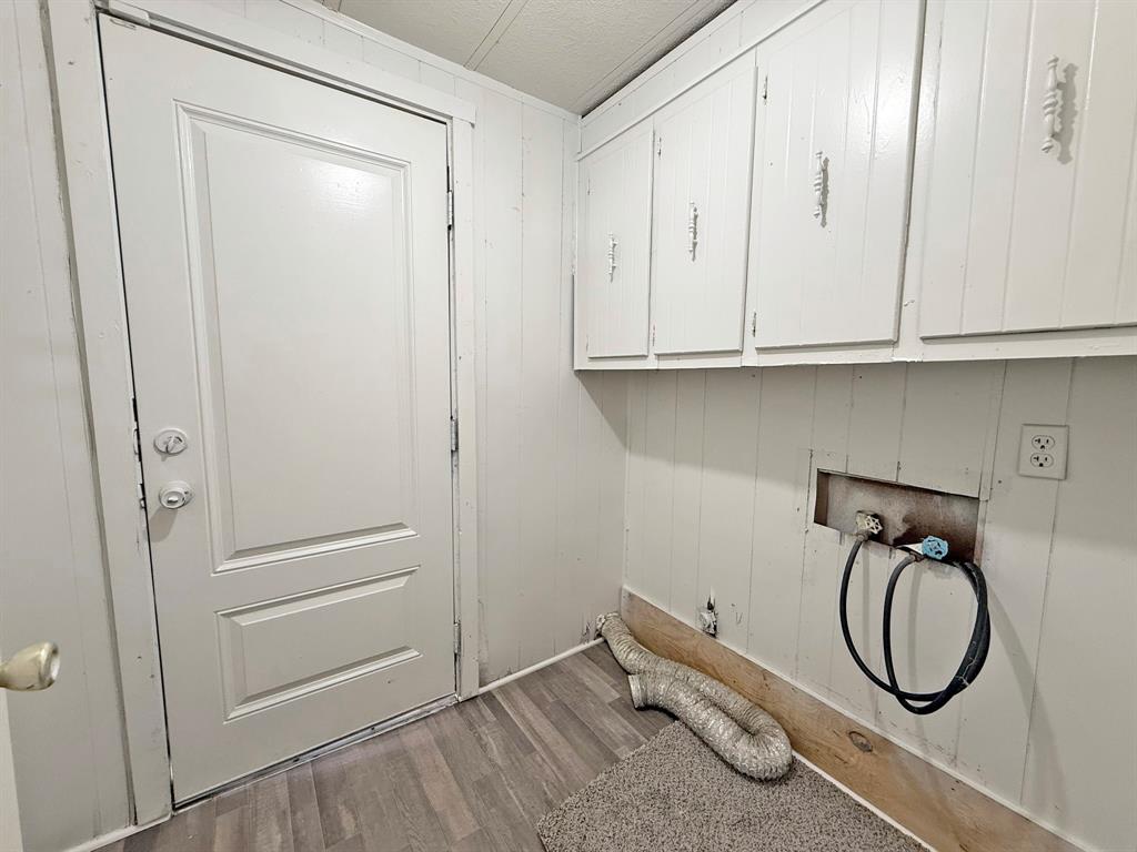 FOREST ACRES GARDENS ADDITION - Residential Lease