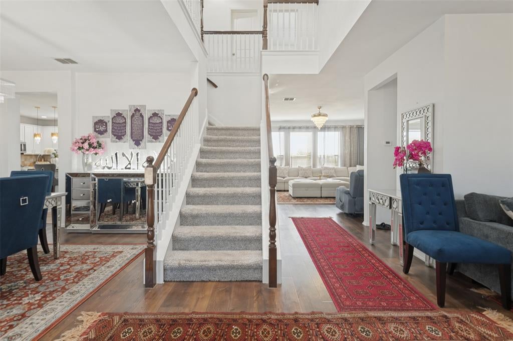 2107 Songbird Drive