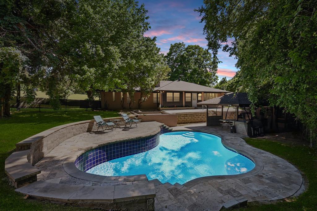 175 E Pleasant Run Road