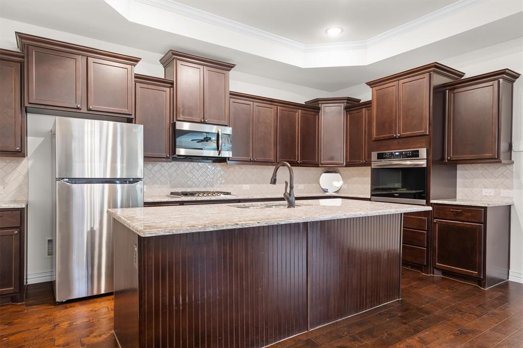 Ladera Tavolo Park Condos - Residential