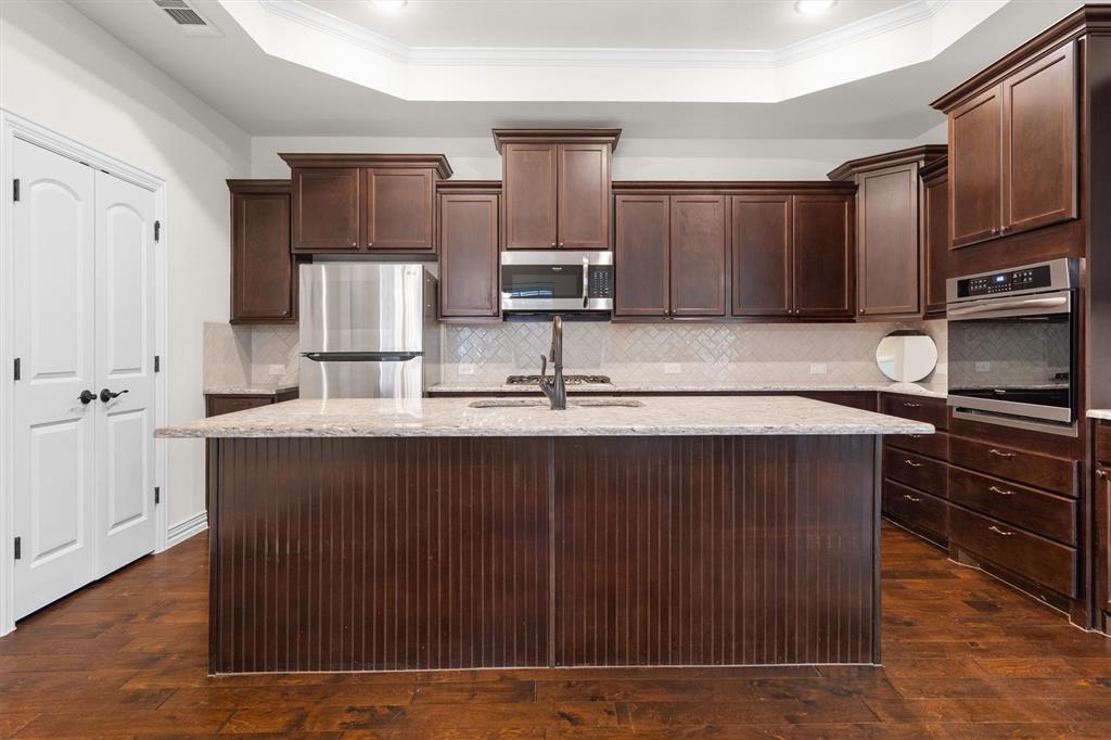 Ladera Tavolo Park Condos - Residential