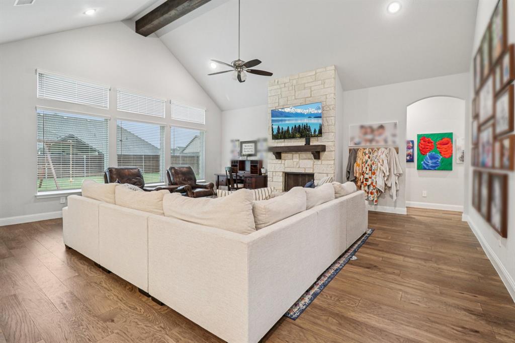 3910 Monterrey Oak Way